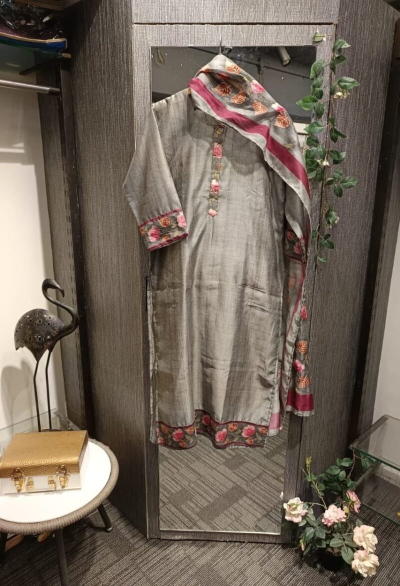 Grey Kurta Set With - Image 2