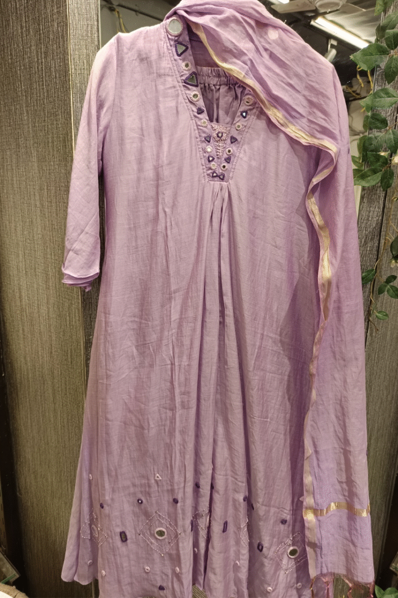 Lilac Kurta Set With Mirror embellishments - Image 2