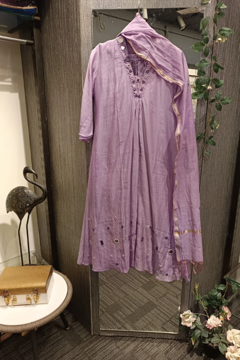 Lilac Kurta Set With Mirror embellishments