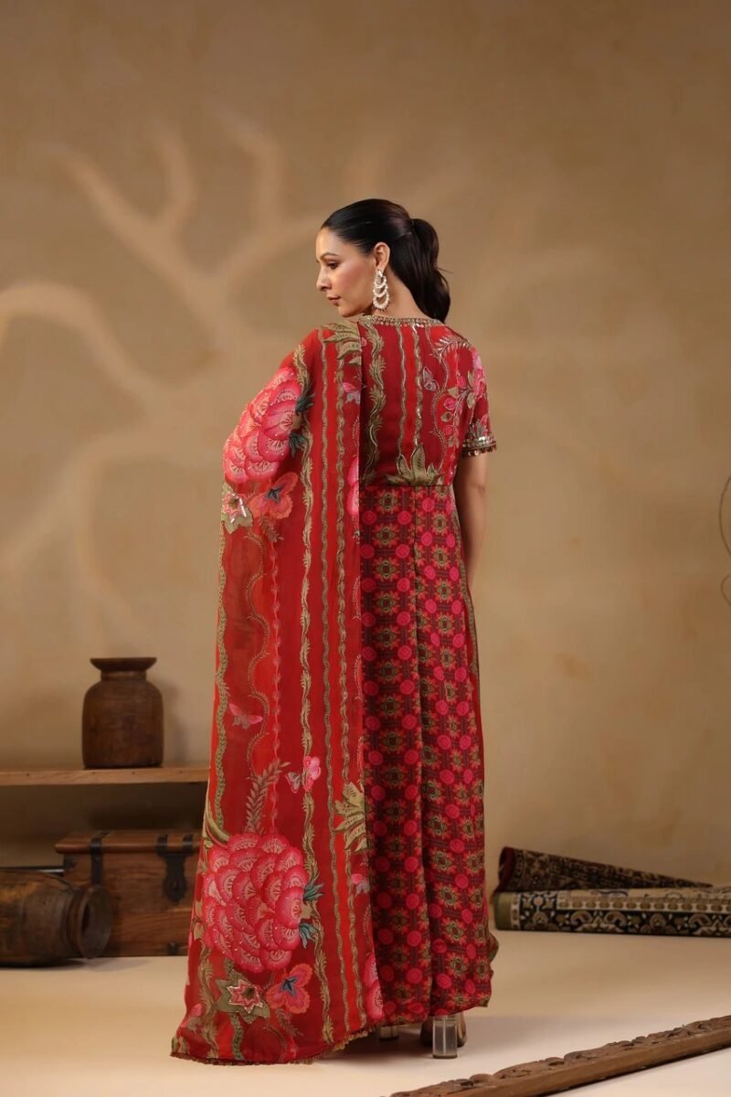 Printed Dress Highlighted With Sequence Embellishments - Image 4