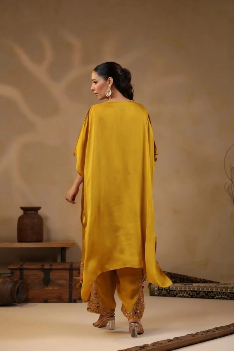 Yellow Kaftan With Handwork - Image 2