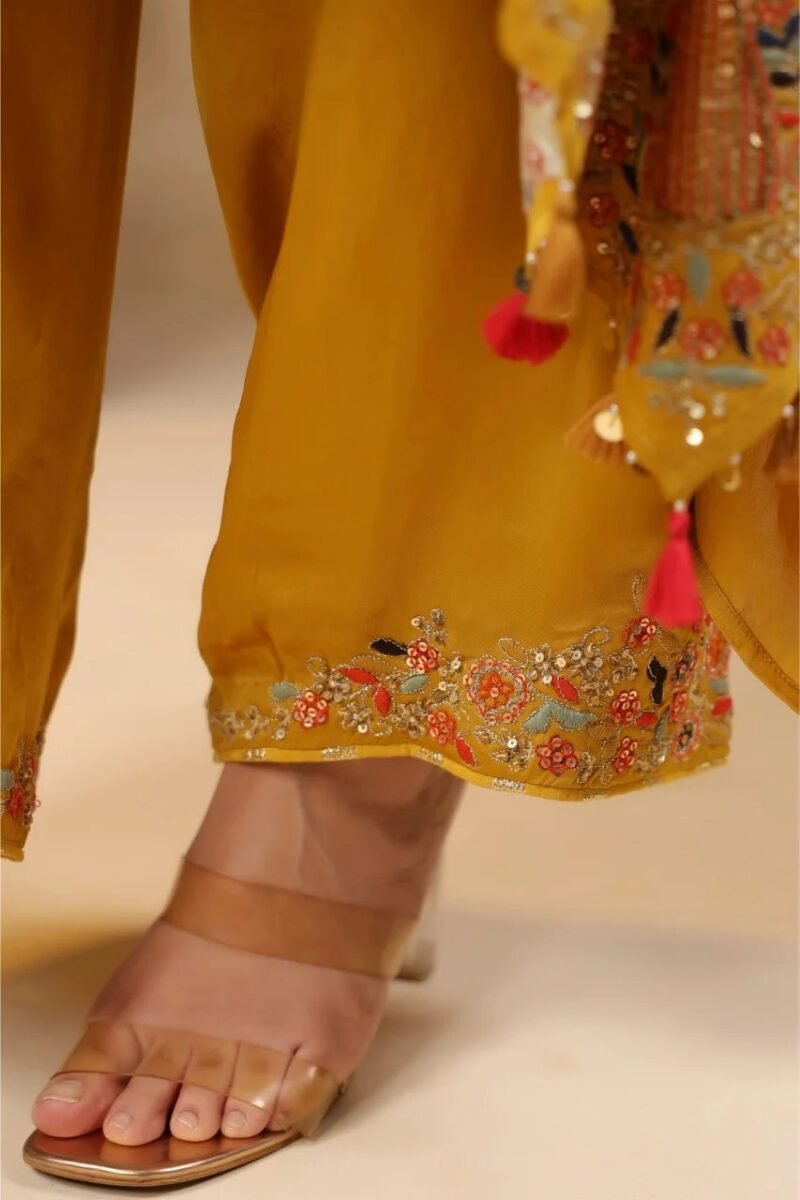Yellow Kaftan With Handwork - Image 3