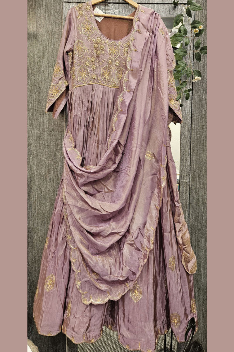 Handwoven Gown With Drape Dupatta - Image 3
