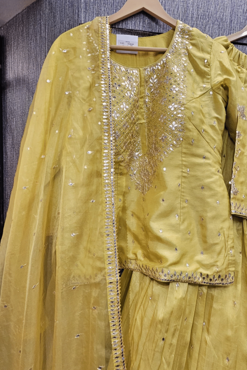 Kurti With Pleated Ghaghra With Traditional Gotta Work - Image 2