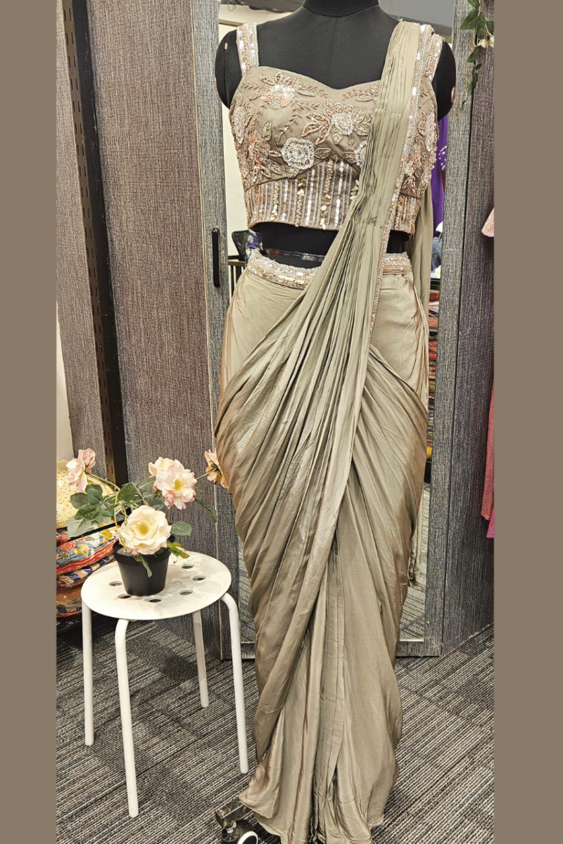 Graceful Drape Saree With Handcrafted  Singlet Blouse - Image 3