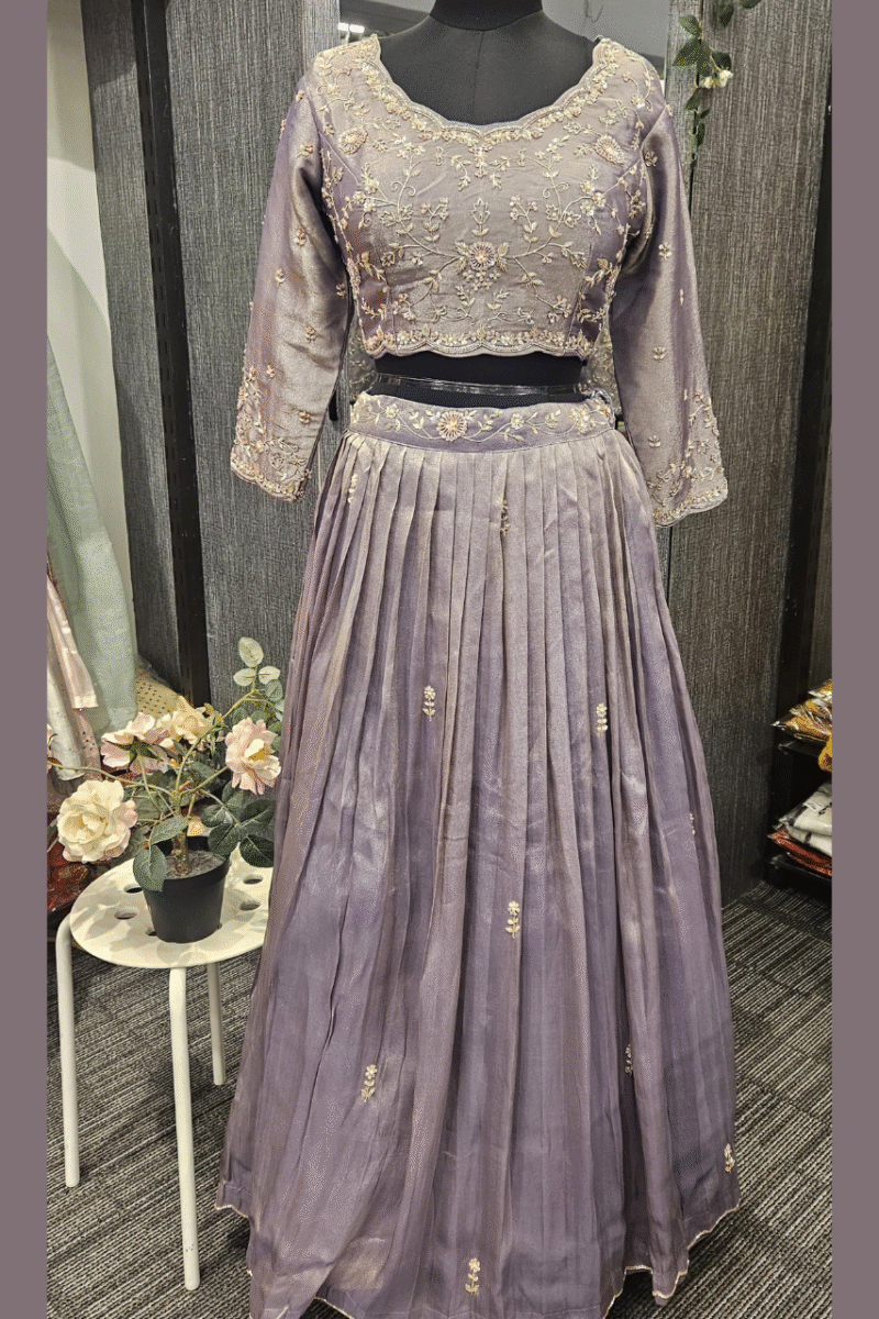Dusty Lavender Pleated Tissue Ghaghra Set With Handwork - Image 3