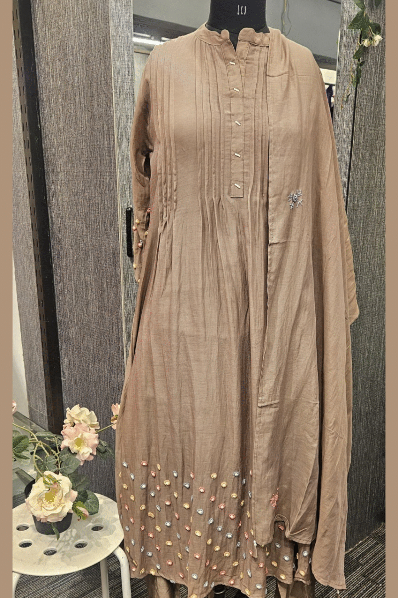 Alluring Mal Chanderi Kurta Set