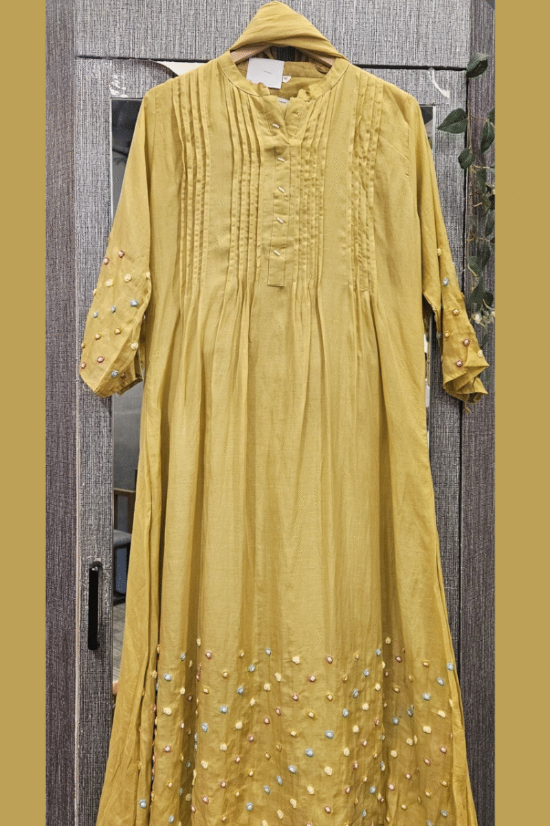 Alluring Mal Chanderi Kurta Set - Image 3
