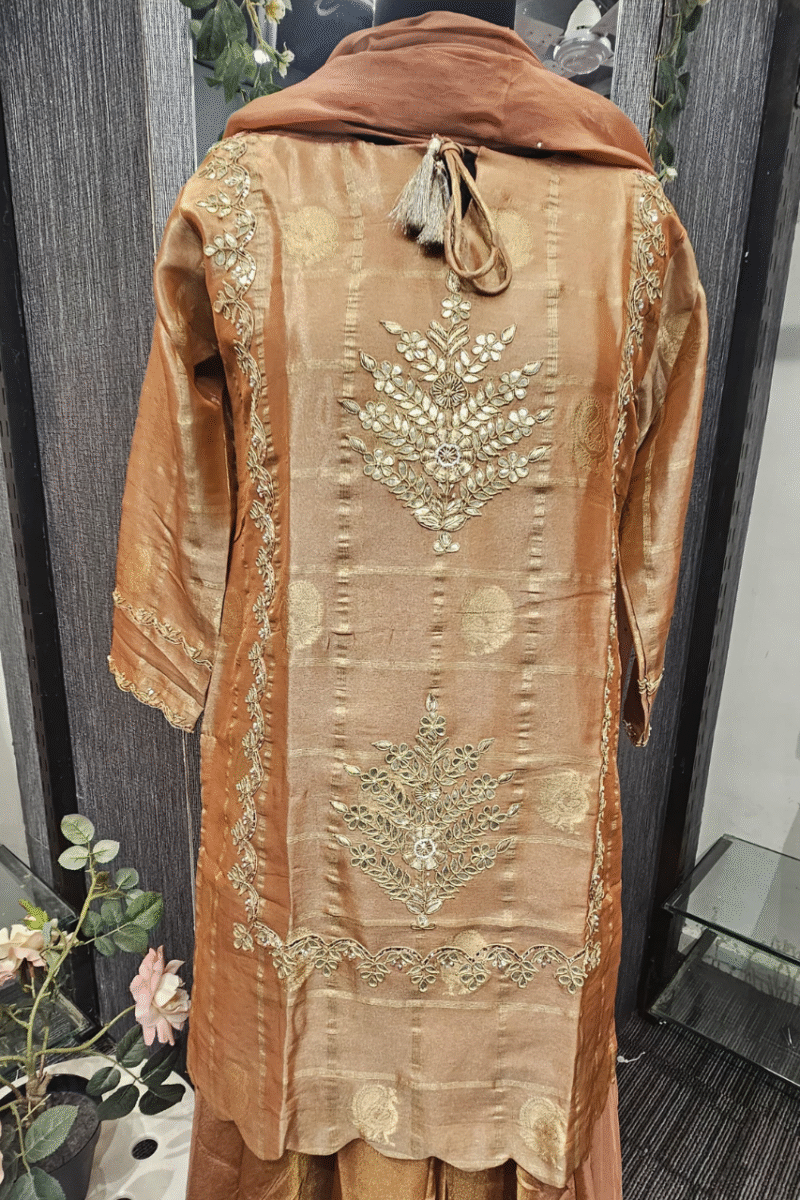 Banarasi Kurti Plazzo Set With Gotta work - Image 4