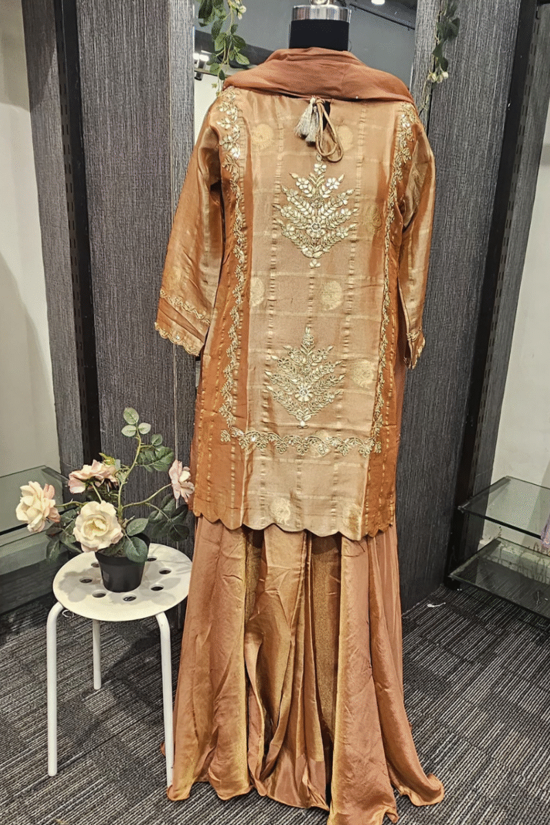 Banarasi Kurti Plazzo Set With Gotta work - Image 6