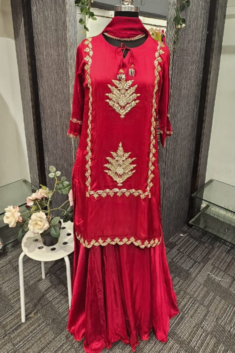 Ethnic Kurta Set With Gotta And Zardoshi Work - Image 3
