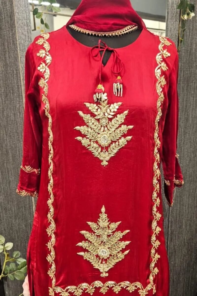 Ethnic Kurta Set With Gotta And Zardoshi Work - Image 4