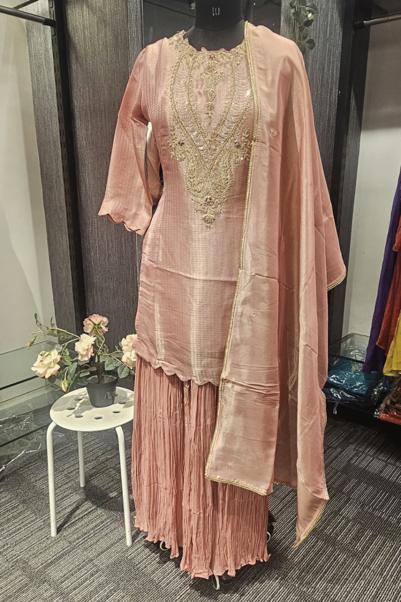Banarasi Kurti Plazzo Set With Handwork - Image 3