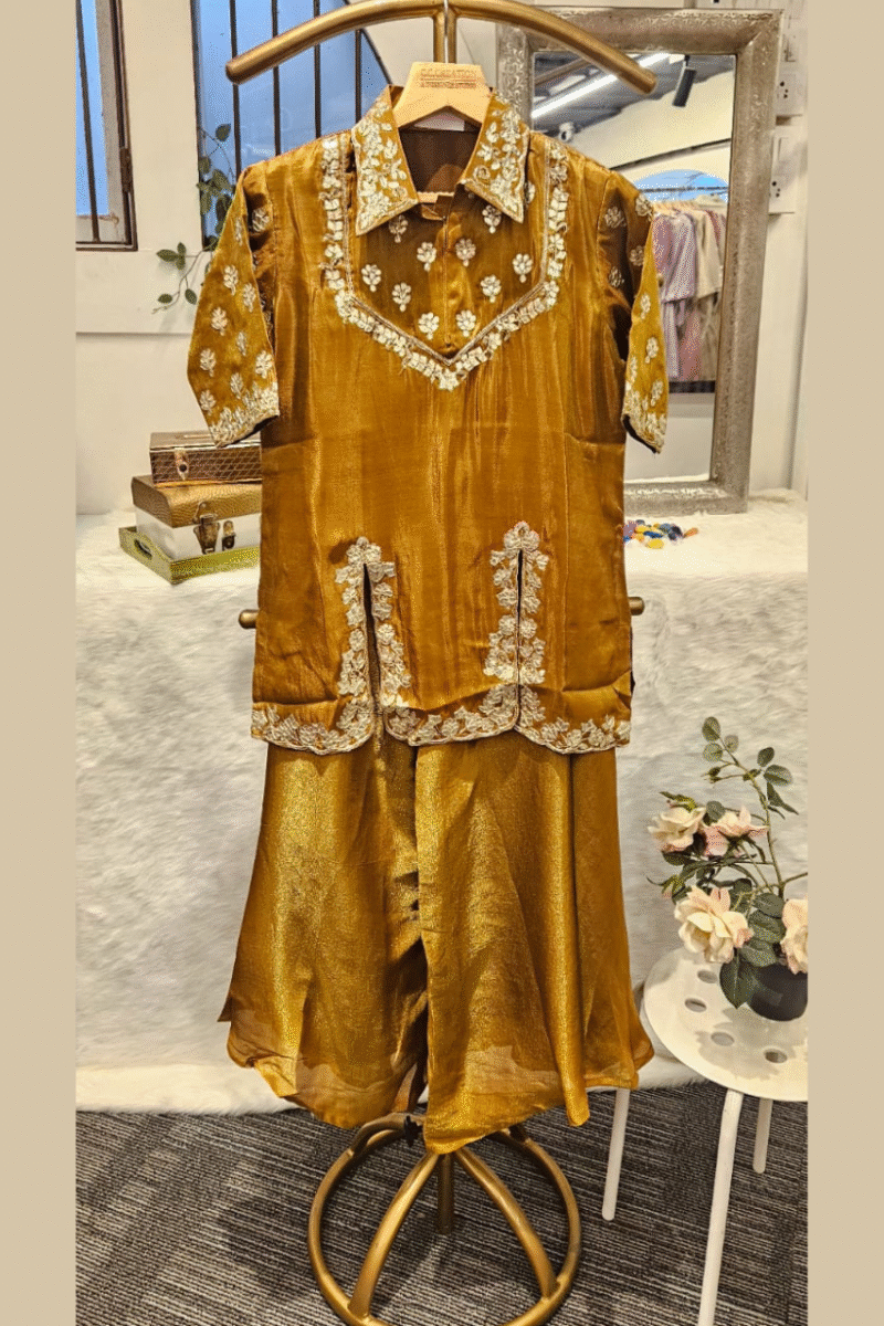 Collared Kurti Plazzo Set With Gotta Work - Image 5