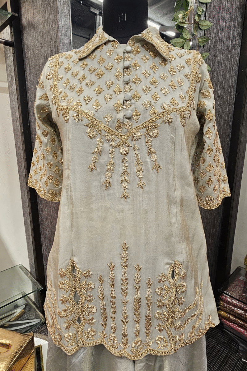 Collared Kurti Plazzo Set With Handwork - Image 2