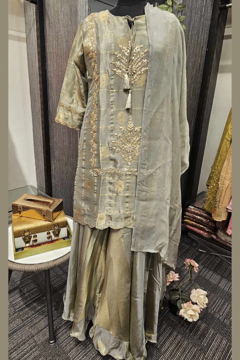 Banarasi Kurti Plazzo Set With Gotta work