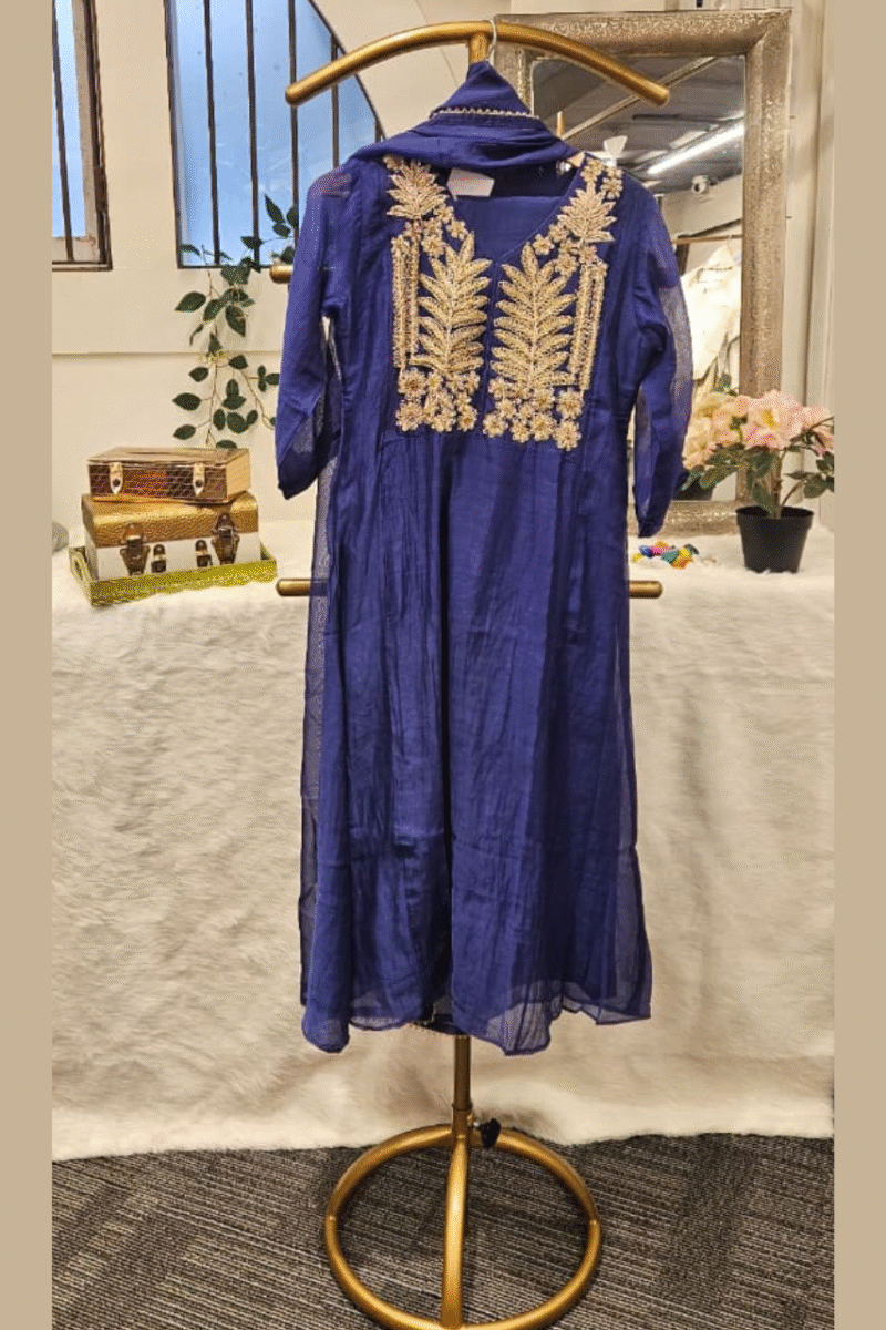 Grace In Every Thread: Handcrafted Mal Kurta Ensemble - Image 2