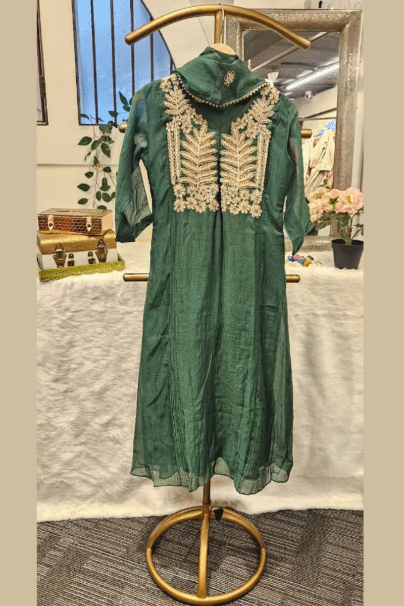Grace In Every Thread: Handcrafted Mal Kurta Ensemble