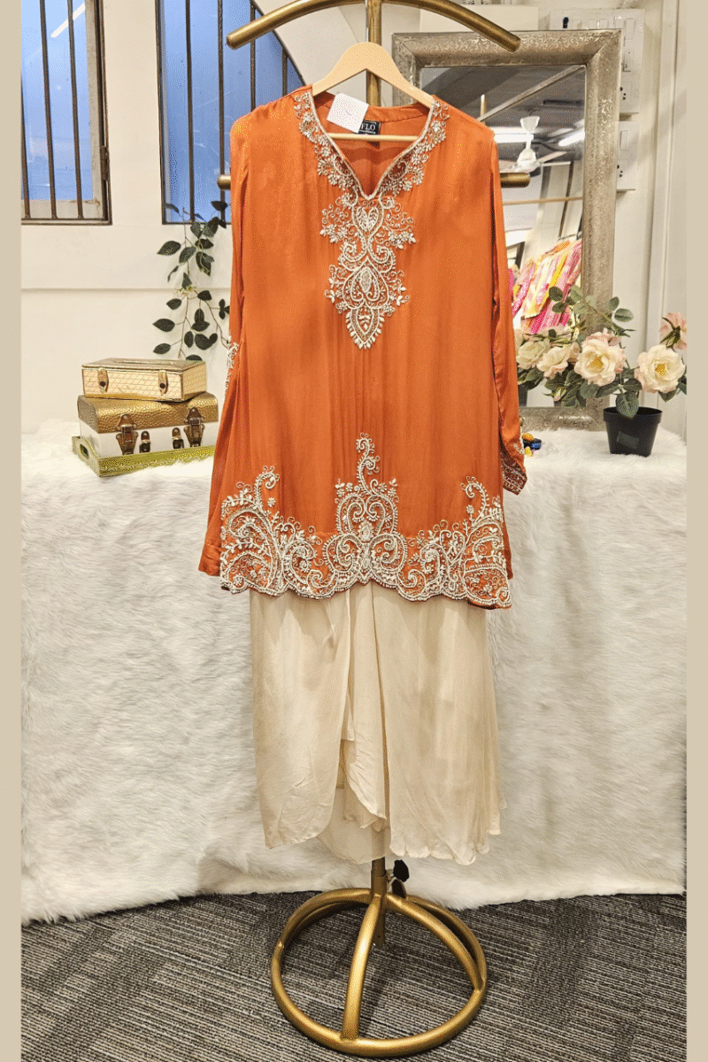 Elegant Handcrafted Drape Skirt And Kurta Set - Image 4